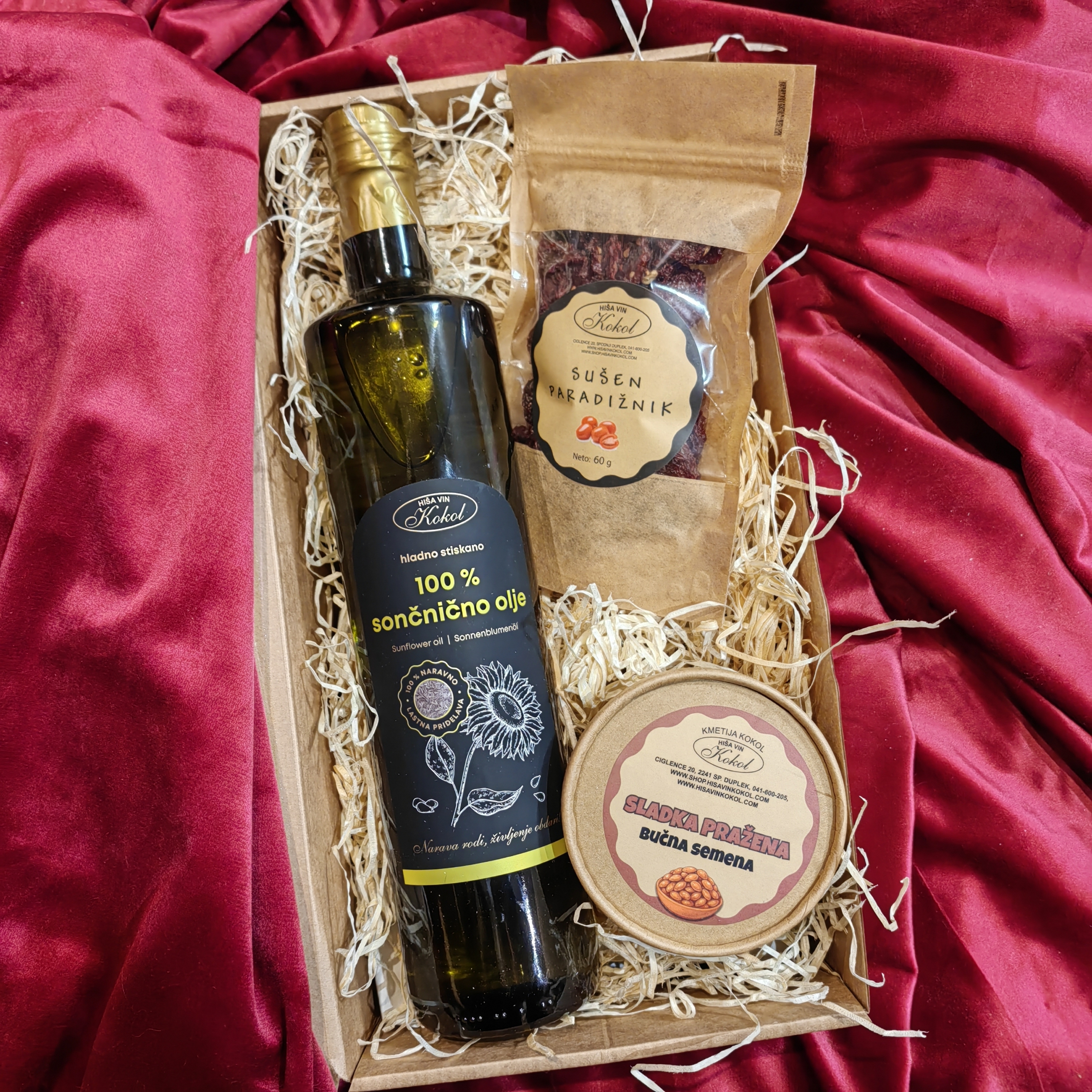 750sočnično olje_pražena bučna semena s sladkorje_sušen paradižnik_hiša_vin_kokol_paket_poslovni