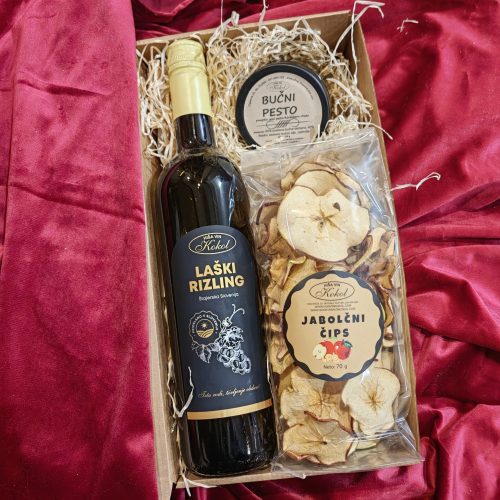 A/NOVO (vino buteljka+bučni pesto+jabolčni čips)